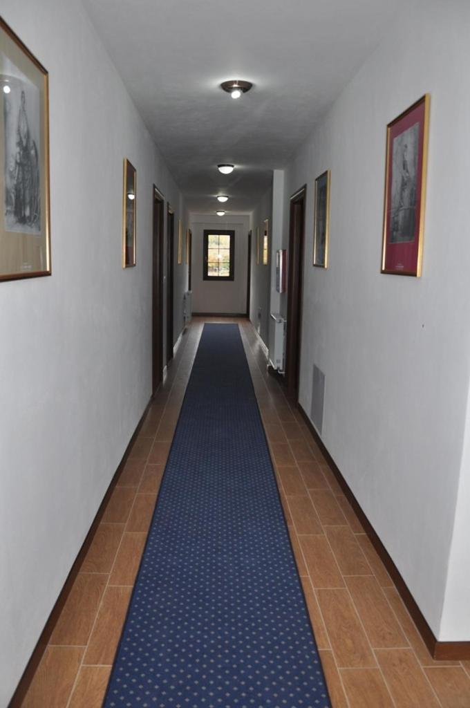 Hotel Marub Rubik Exterior photo